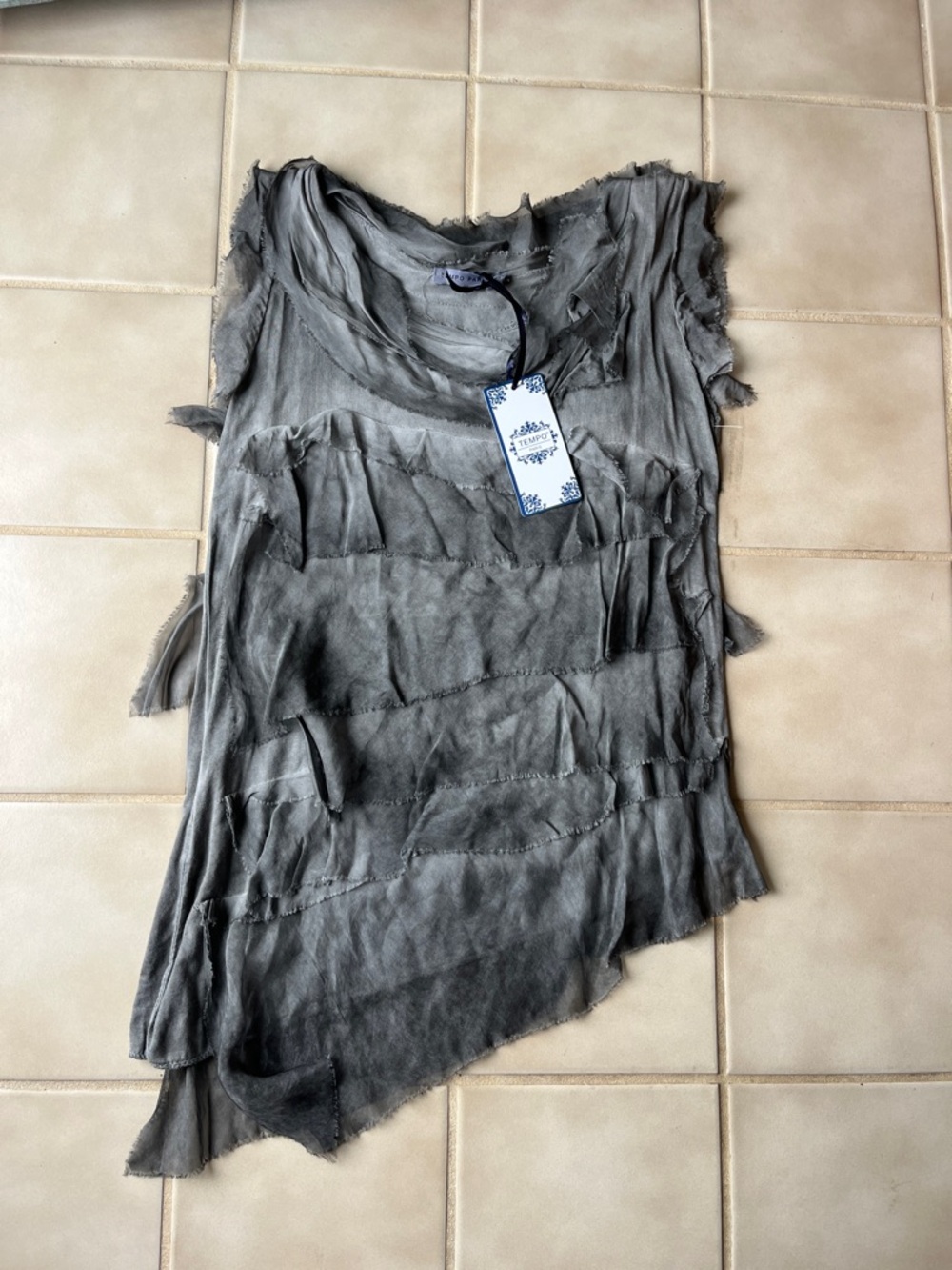 TEMPO PARIS NWT Silk Washed Gray Layered Ruffled Women's Top, Fairy, Boho